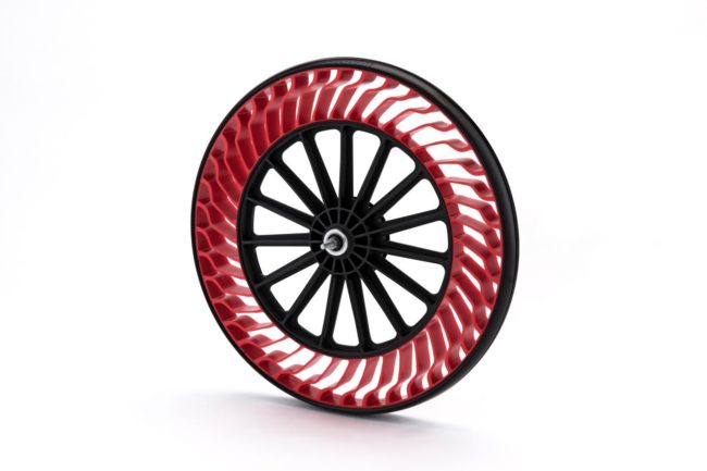 bridgestone-airless-tires